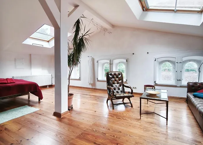 Pensión Herrenhaus Libnow 3*